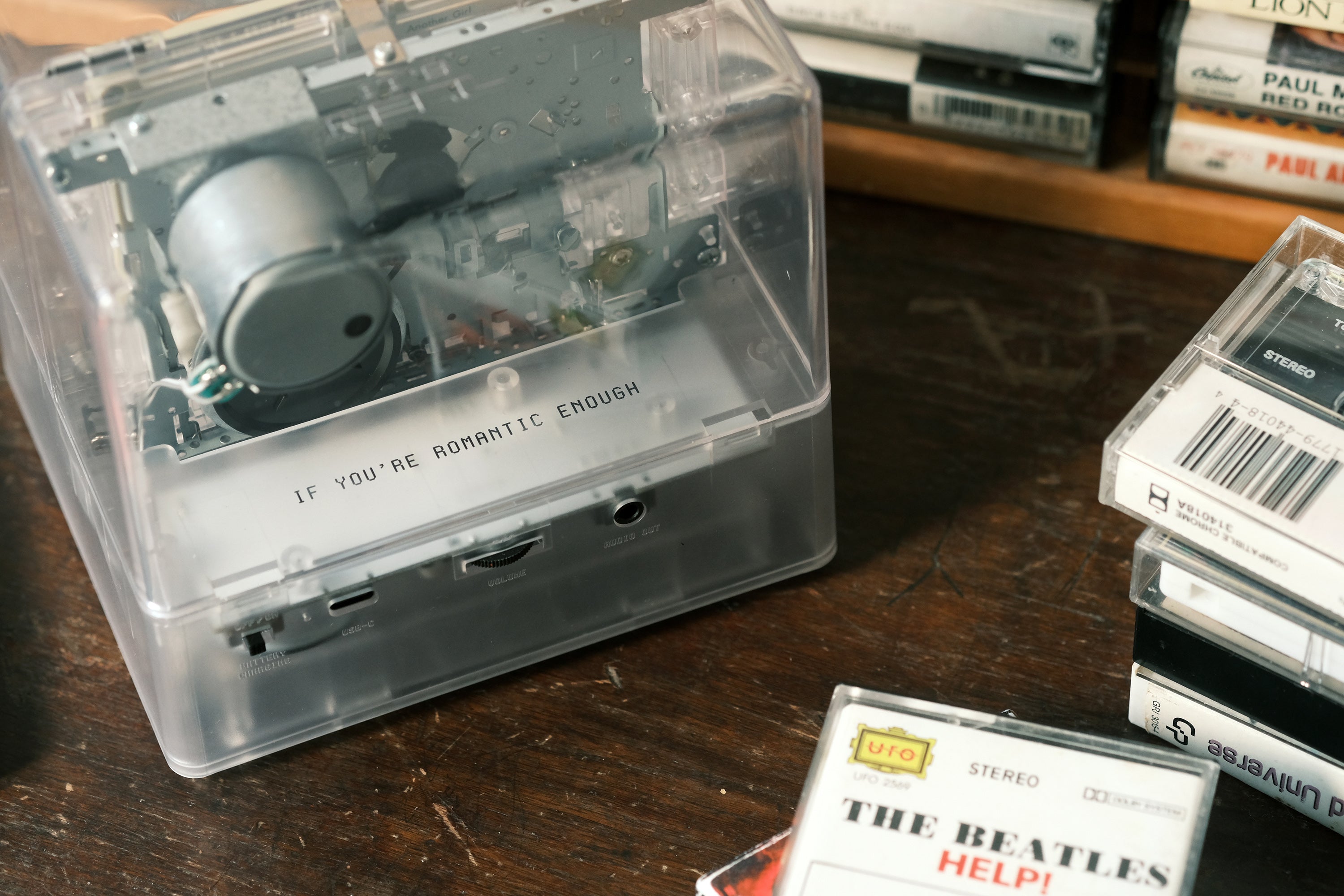 it's real カセットプレーヤー Bluetoothスピーカー 在庫ありすぐ発送！】IT'S REAL Bluetooth Speaker + Cassette
